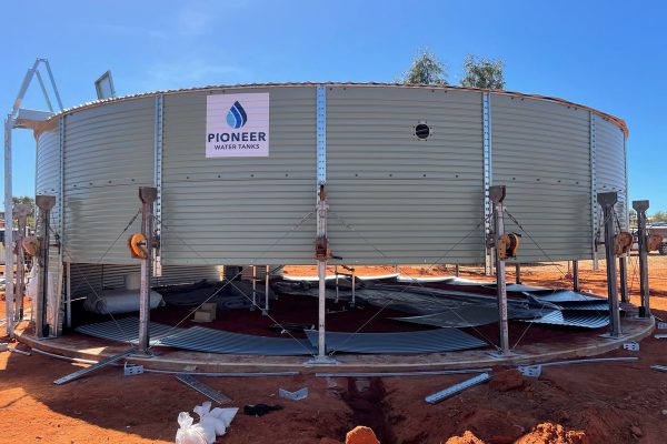 Watertorque-Pioneer-tank-installation-Pilbara-WA-3